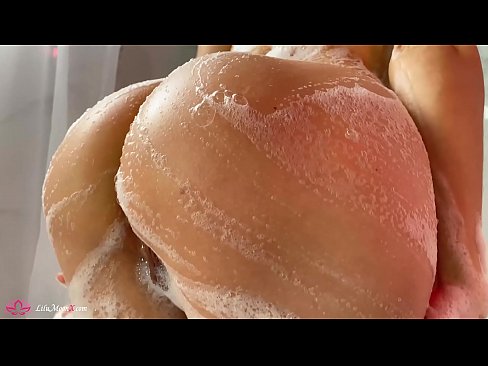❤️ Brünett masturbeerib tussu vibraatoriga intensiivse orgasmini duši all ❤️ Kvaliteetne porno at us