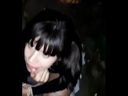 ❤️ Tänaval paisunud peenise vastu kommi eest ❤️ Kvaliteetne porno at us